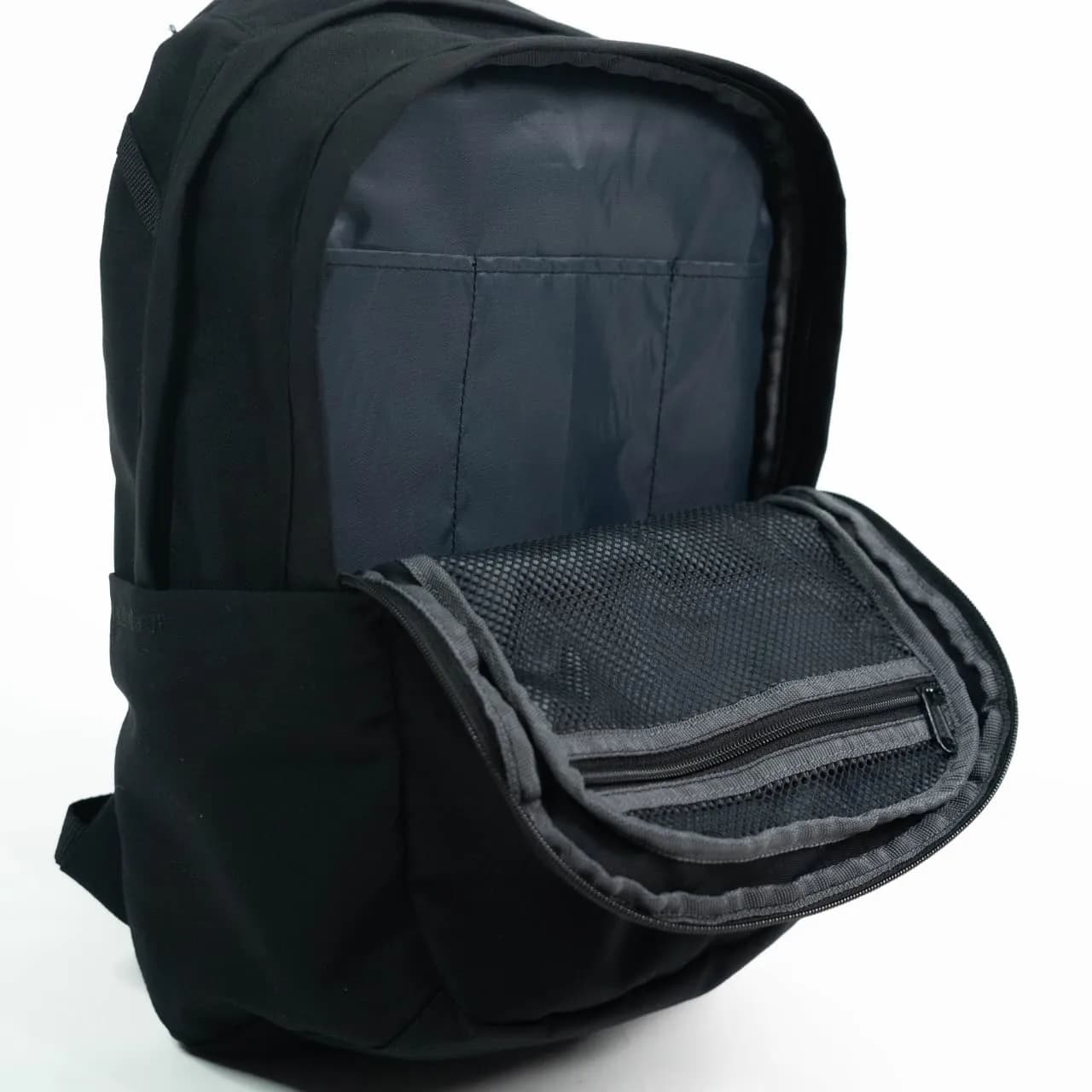 Markicabs - Karthala 18L Backpack tampak 18